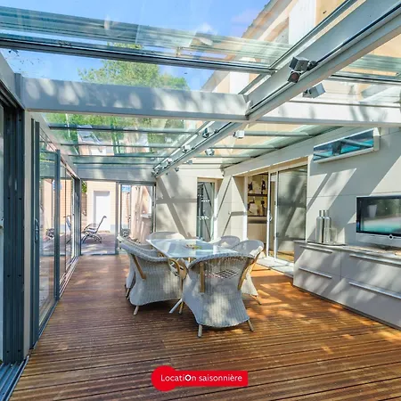 Ferienhaus Grande Maison 5 Avec Piscine A Lagord, Cap. 10 Pers - Fr-1-535-60 Lagord